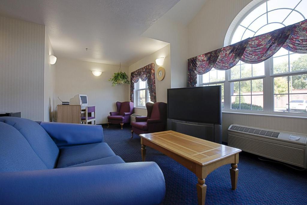 Americas Best Value Inn & Suites Racine