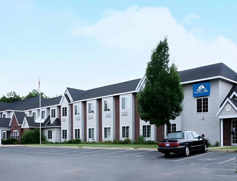 Americas Best Value Inn & Suites Racine Main image